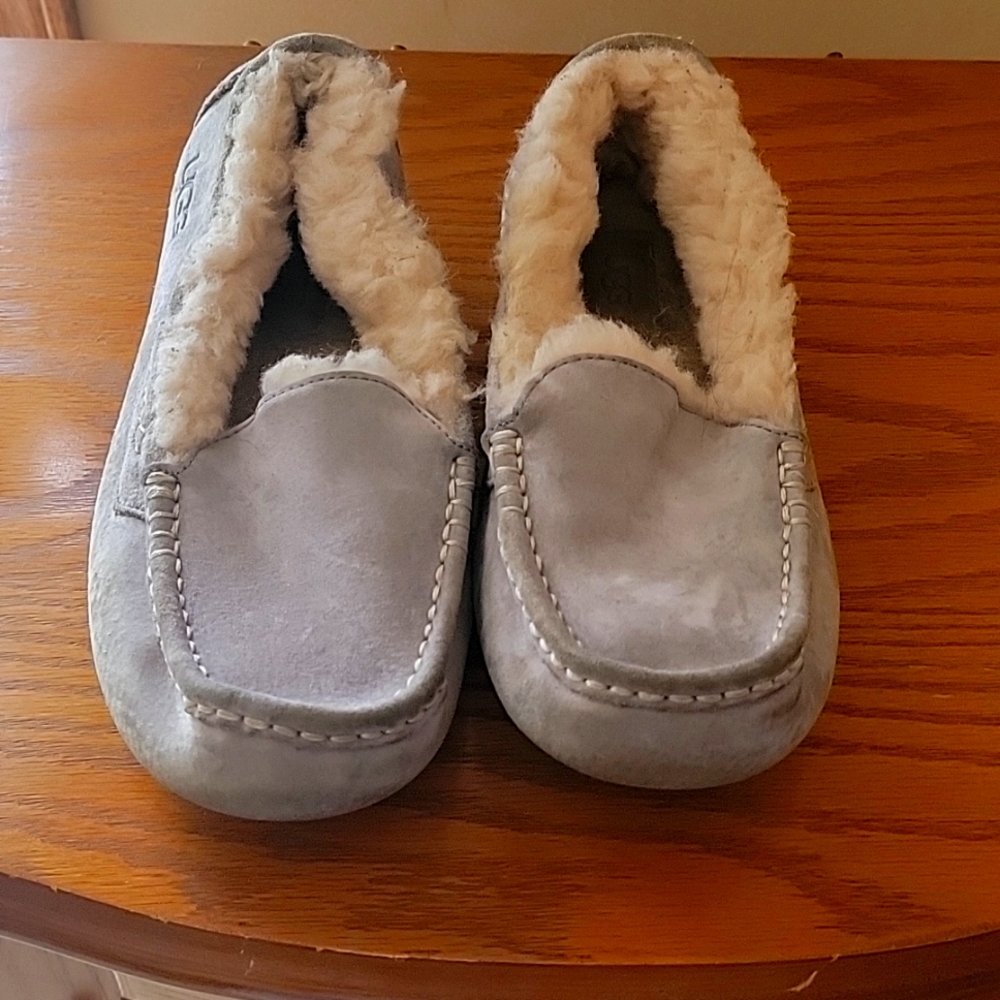 Ugg shoes